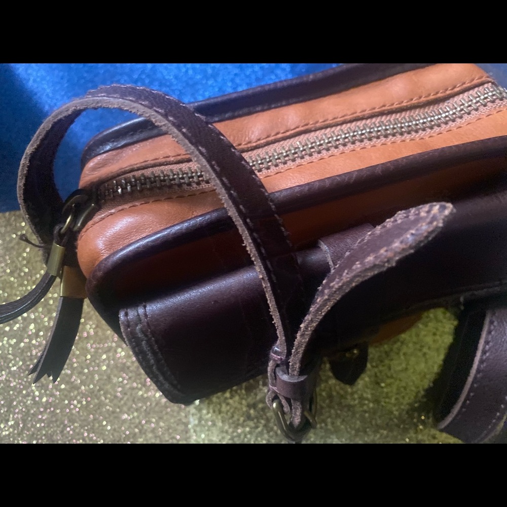 MADEWELL ALL-WEATHER LEATHER PUMPKIN BROWN CAMERA CROSSBODY Bag LMTD RARE LOVELY - Picture 5 of 15